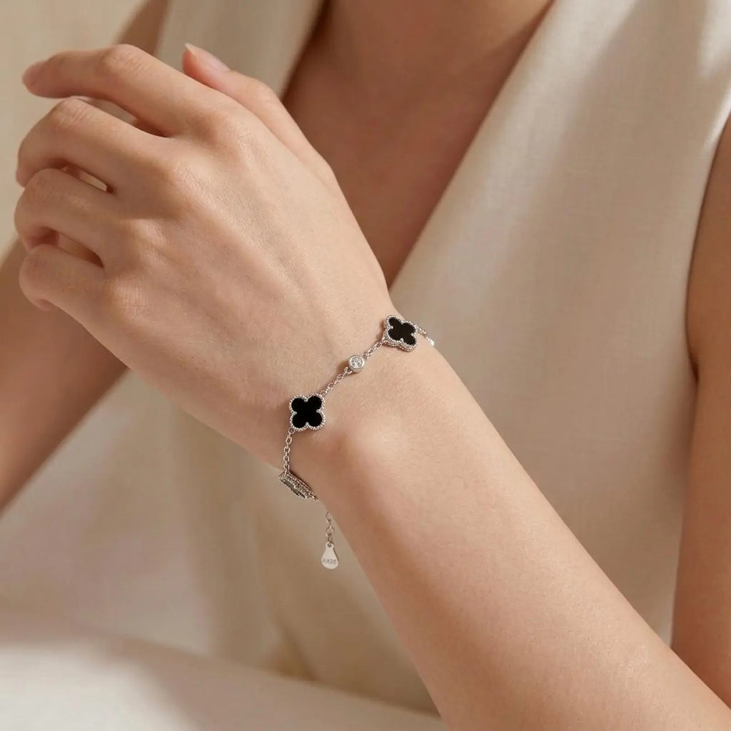 Pulsera Tréboles Negros con Cristal - vista 2