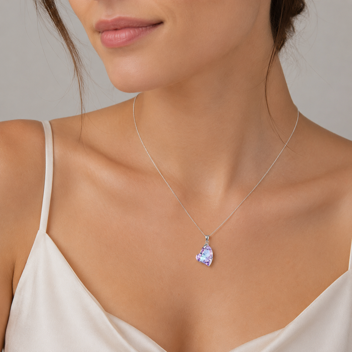 Collar Corazón Cristal Swarovski puesto