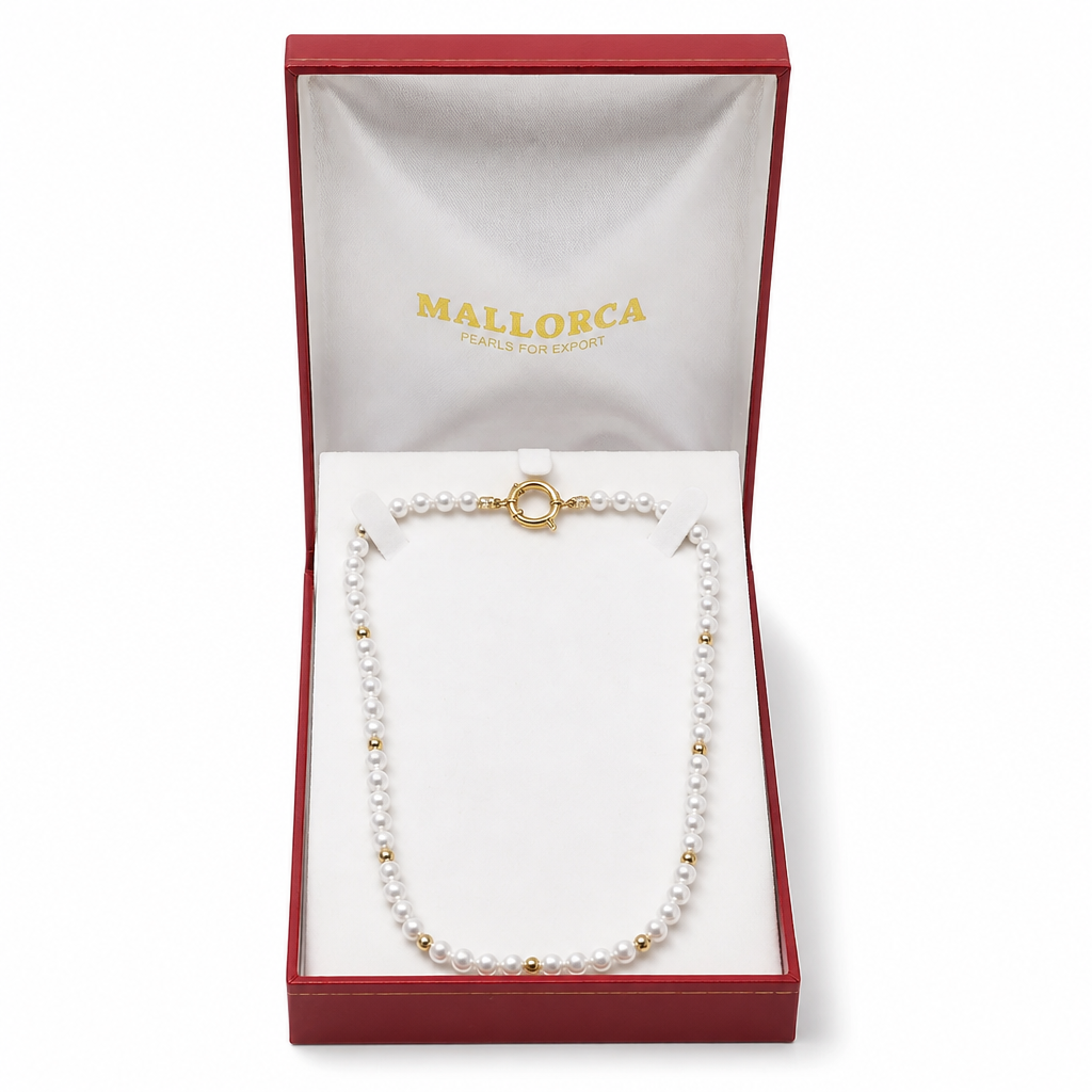 Collar Perlas Mallorca en estuche rojo