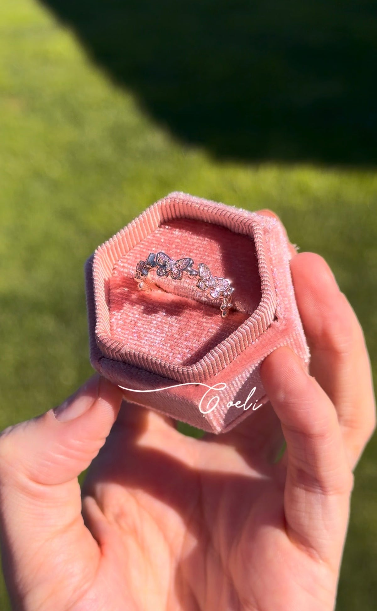 Anillo Mariposas Enchapado Oro Rosa en estuche rosa Coeli