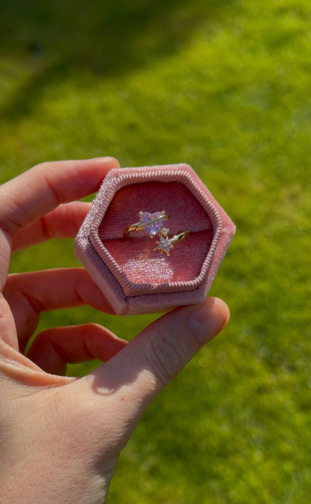 Anillo Celestial Corazón Rosa Francia en estuche