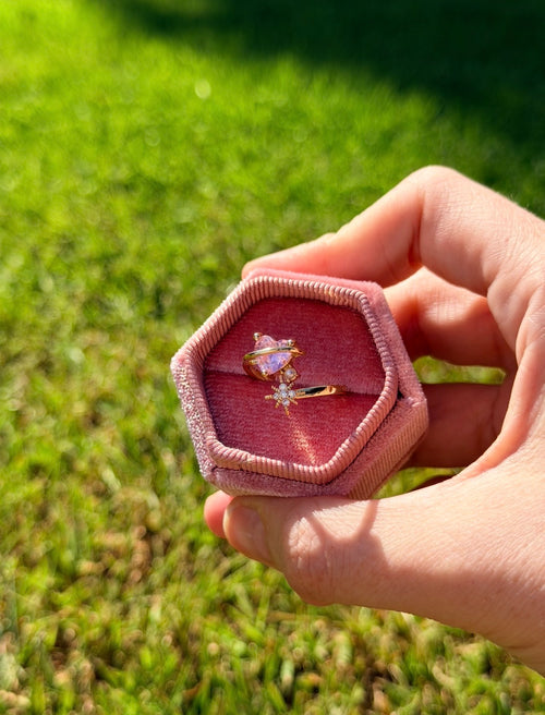 Anillo Celestial Corazón Rosa Francia en estuche