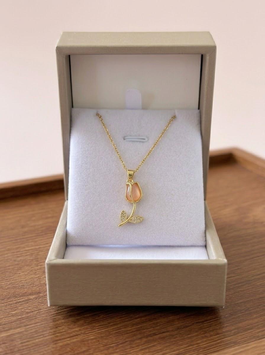 Collar Tulipán Enchapado en Oro 18 K