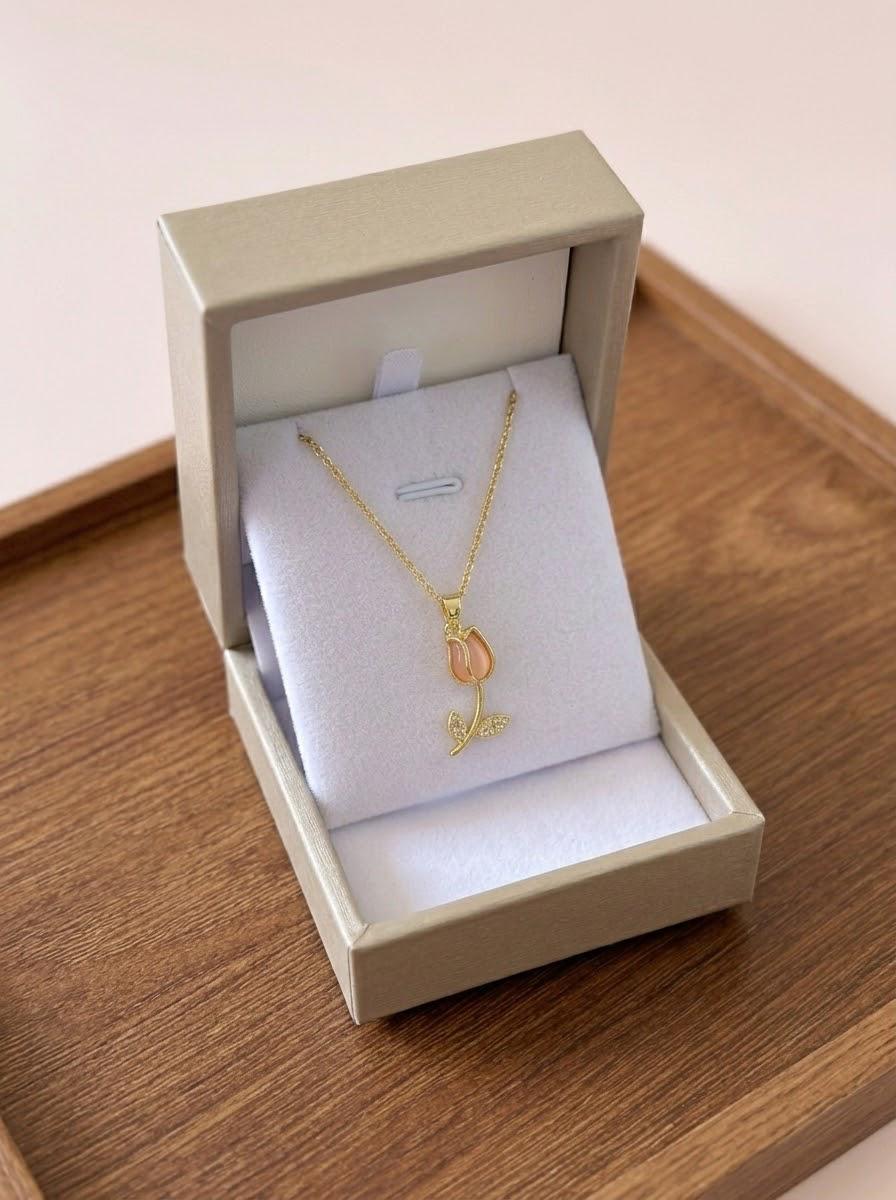 Collar Tulipán Enchapado en Oro 18 K